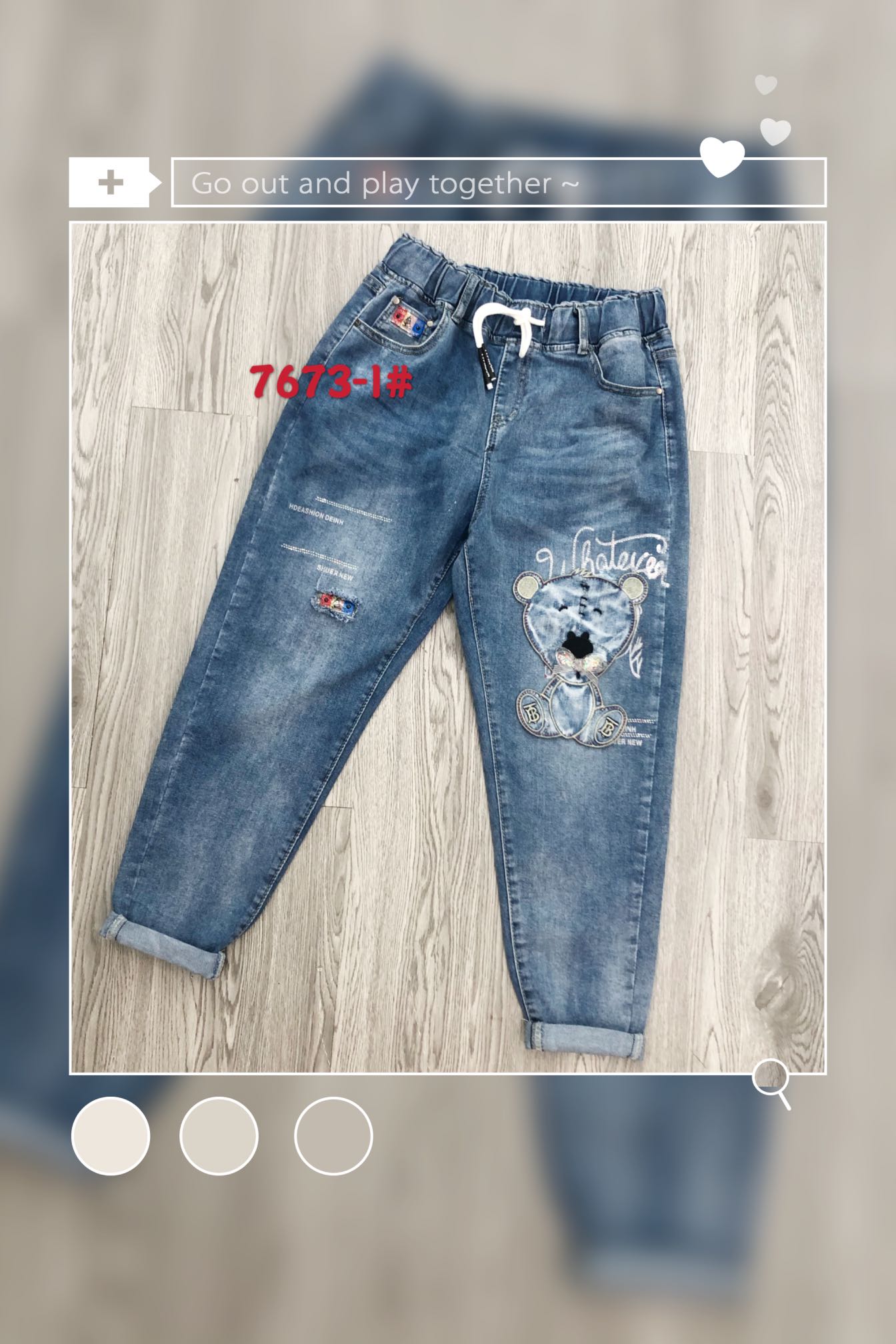 Denim sample 03: blue jeans with decorative motifs