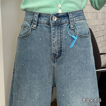 Curved-Leg Jeans - 8331